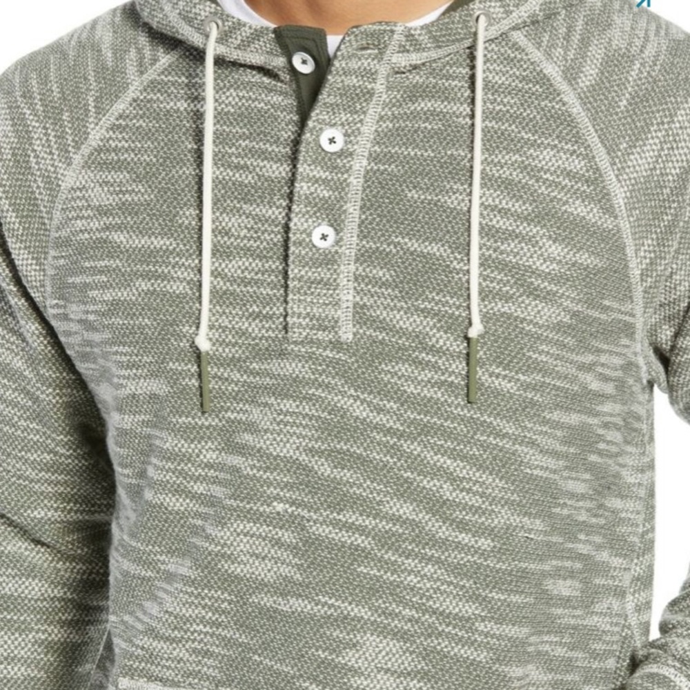Men’s Tommy Bahama sweatshirt